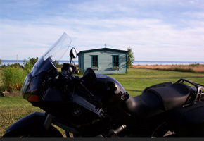 R1100RS and carriage house